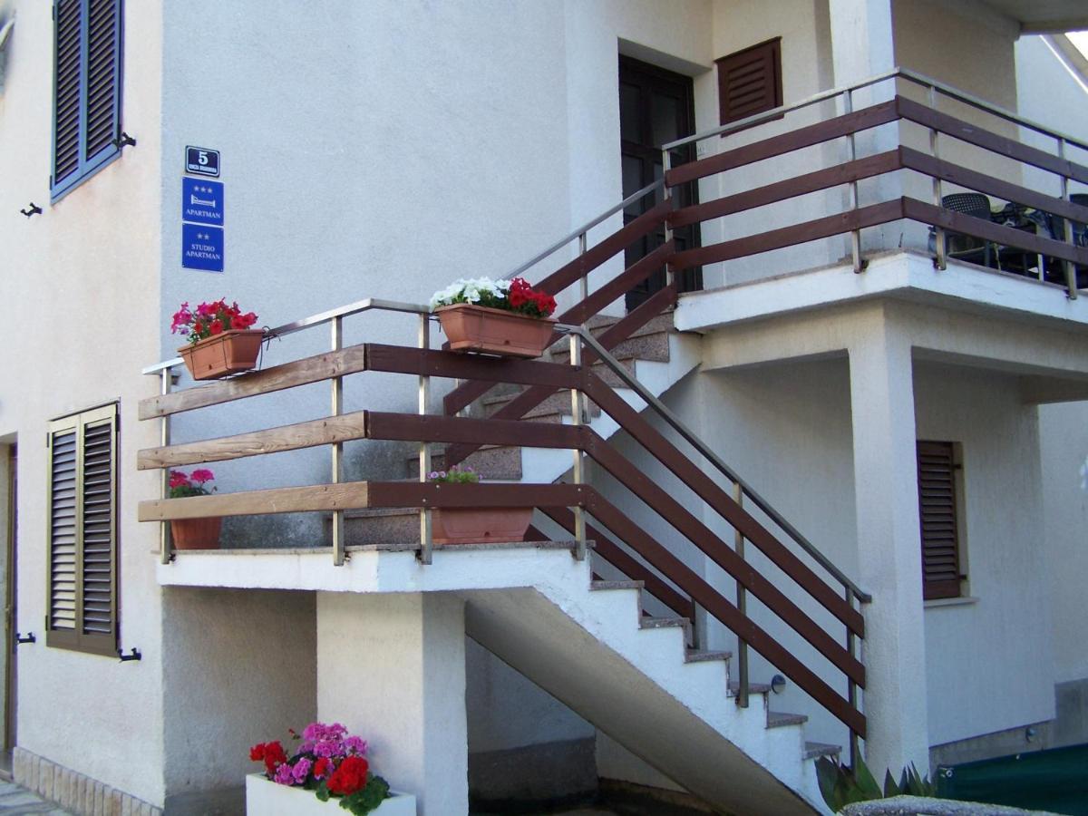 Apartments By The Sea Novalja, Pag - 18154 Buitenkant foto